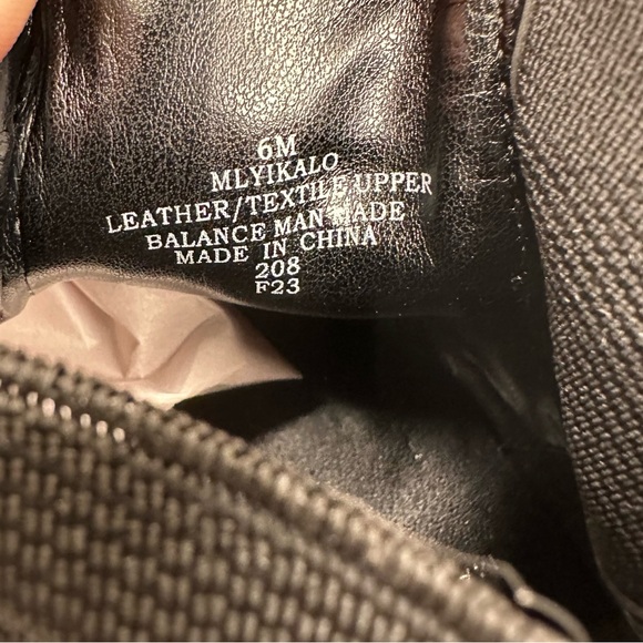 New Marc Fisher Black Suede Pointed-Toe Ankle Boots Slip-On Fall/Winter Size 6 - Picture 8 of 14